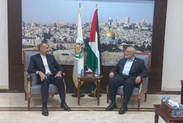 Iran FM, Hamas political leader meet in Qatar (+Video)