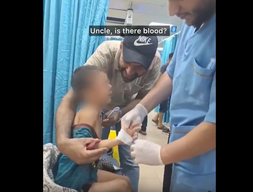 Video: This boy is scared, seeing blood everywhere in Gaza
