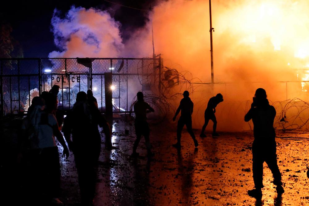 US embassy in Beirut set on fire