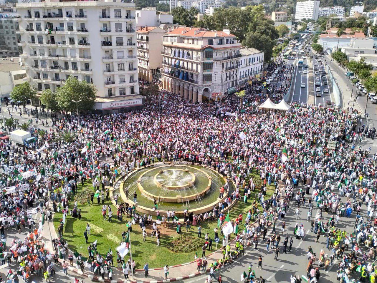 Photos: Human flood in Algeria in support of Gaza and condemning Israel’s genocide