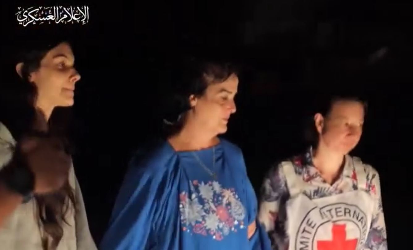 Video: Palestine resistance released two American detainees on Friday for “humanitarian reason” 