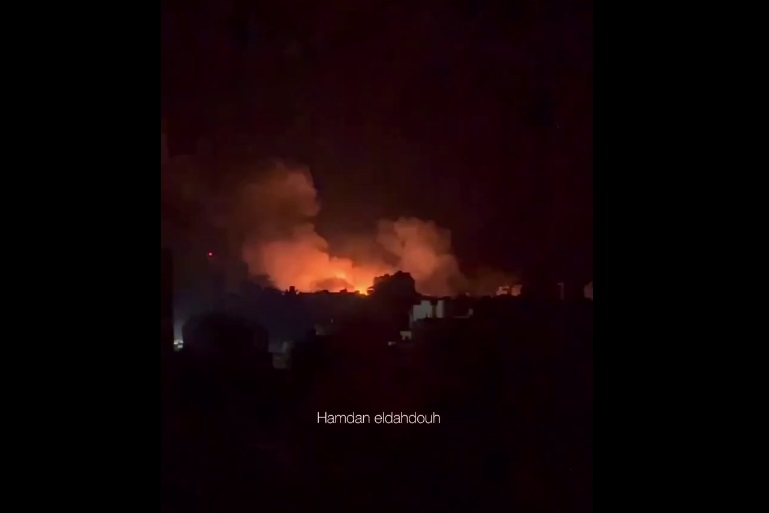 ABŞ, Britaniya və Avropa İttifaqının dəstəyi ilə cühüd İsrail rejimi Qəzzənin yaşayış massivlərini bombardman edir -Video