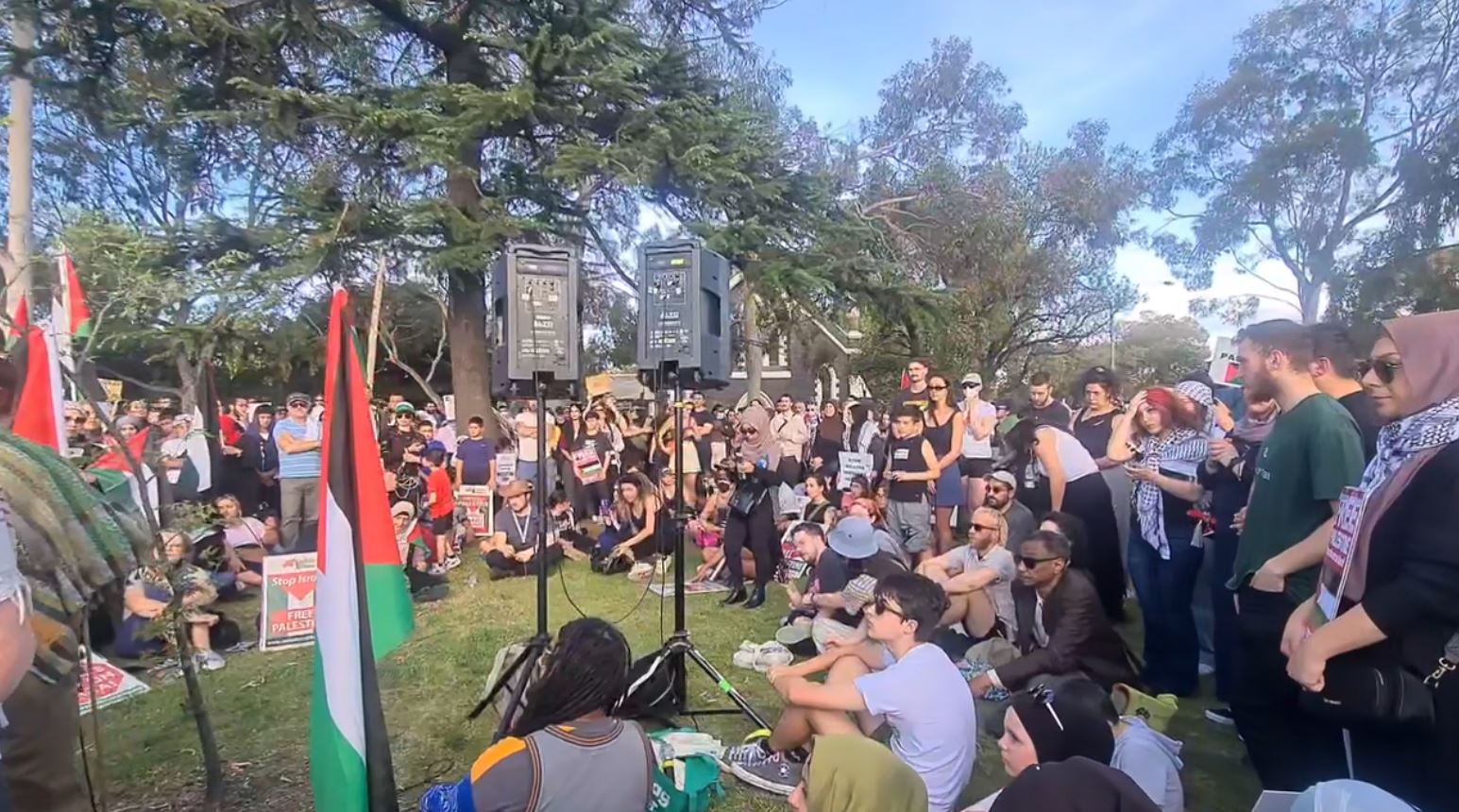 Video: Solidarity with Palestinian people in Coburg, Australia