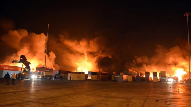 イスラエルが、シリアの２空港をミサイル攻撃