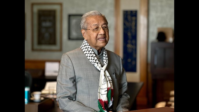 Former Malaysian PM calls US President a liar