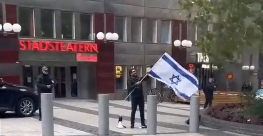 Kur'an-ı Kerim'e hakaret Eden Siyonist rejimi destekledi