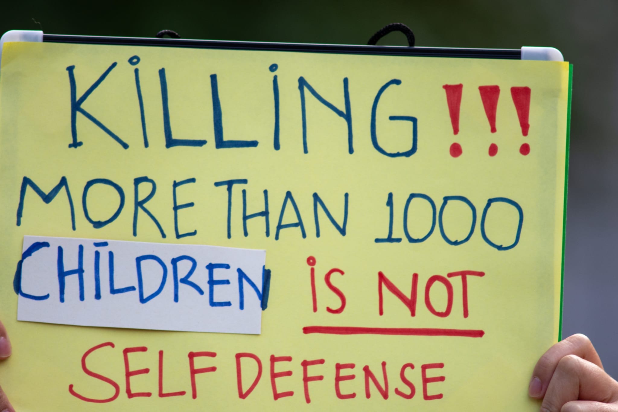 Video: March in solidarity with Palestinian people in Dublin, Ireland 