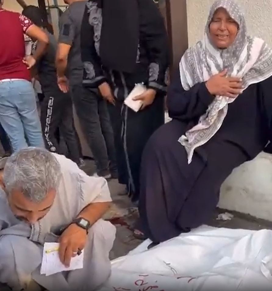 Video: A bereaved Palestinian mother mourns her son, killed by Israel this morning in Gaza