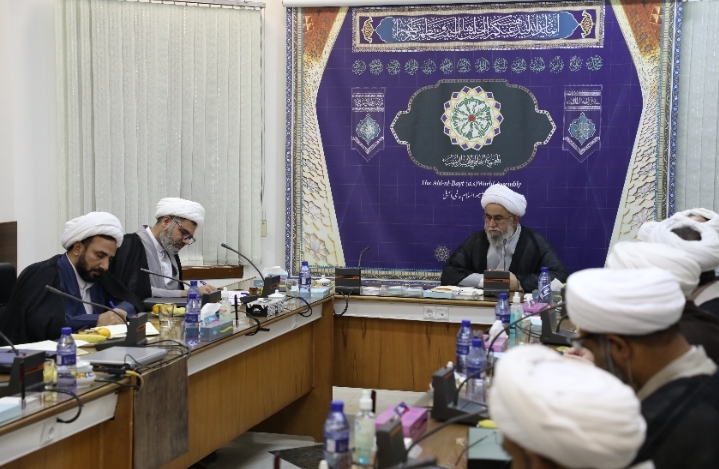 Ayatullah Ramezani: Ya Kamata Masu Tabligi Su Ba Da Kulawa Ta Musamman Ga Sabbin Tsatso Zamani Da Matasa
