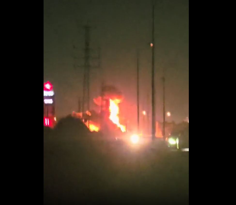 Video: Lebanese Hezbollah attacked Tel Aviv with a rocket for first time