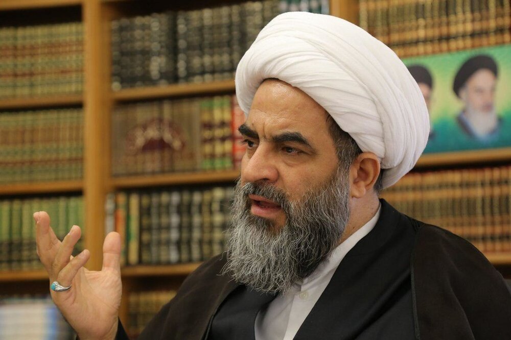 Senior Shia cleric: Preserving religion obligatory for all Muslims