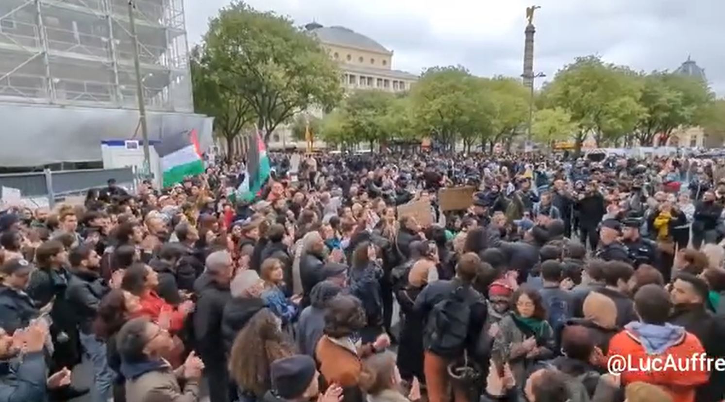 Video: Mass protest in Paris, France in solidarity with Palestine and against Israeli atrocities in Gaza