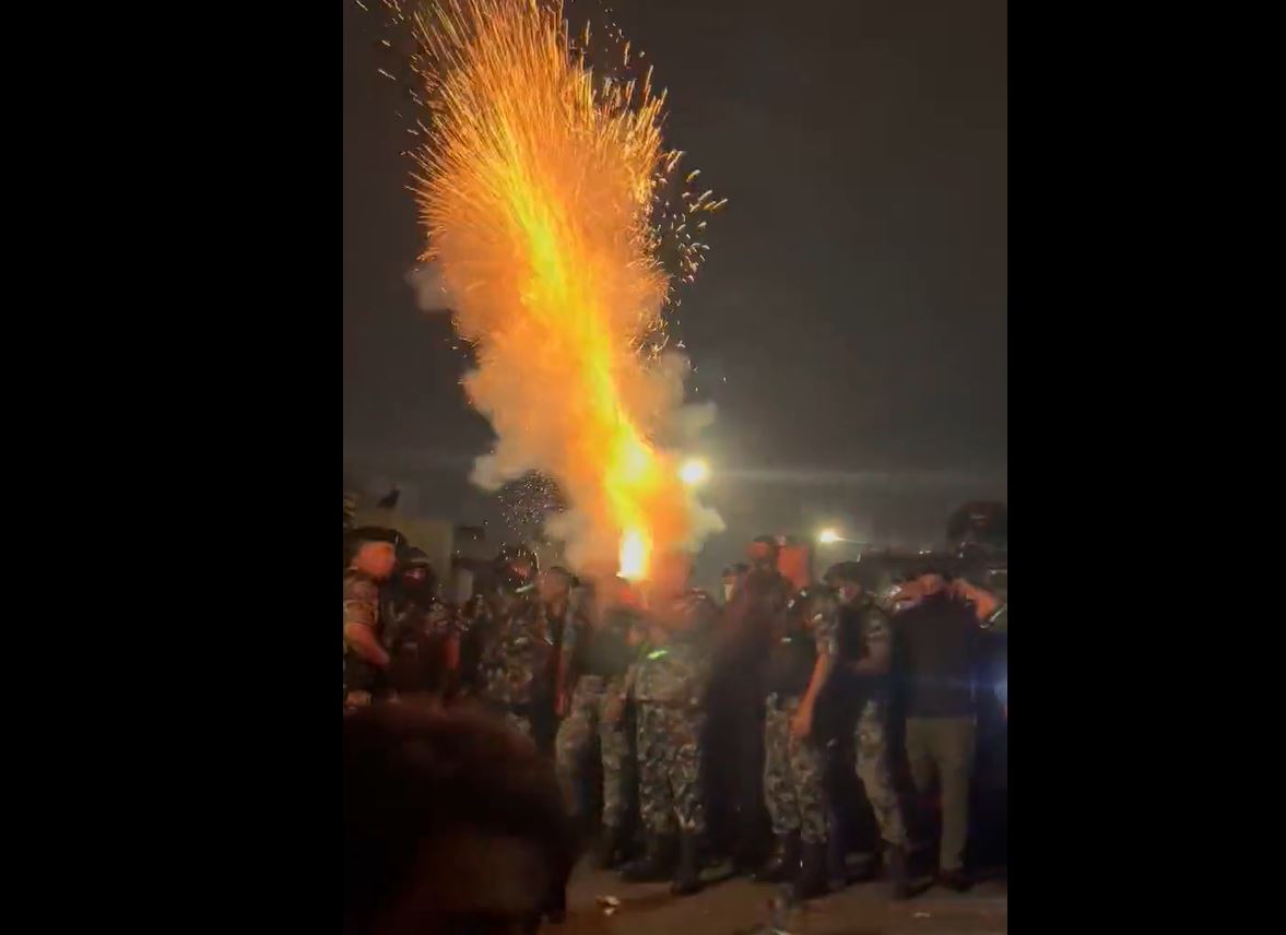 Video: Jordanian security forcefully disperses pro-Palestine protesters 