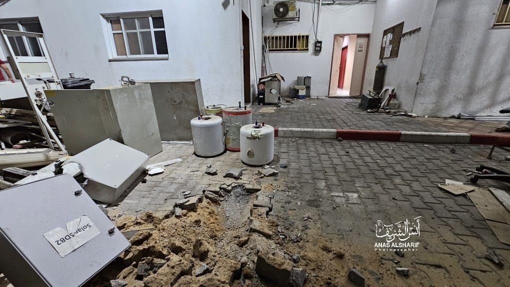 Video: An Israeli artillery shell hit courtyard of Indonesian Hospital in Gaza