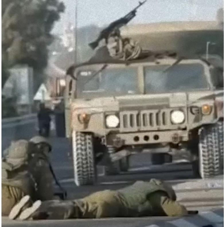 Video / Füze Saldırısı ve İsrail Askerleri