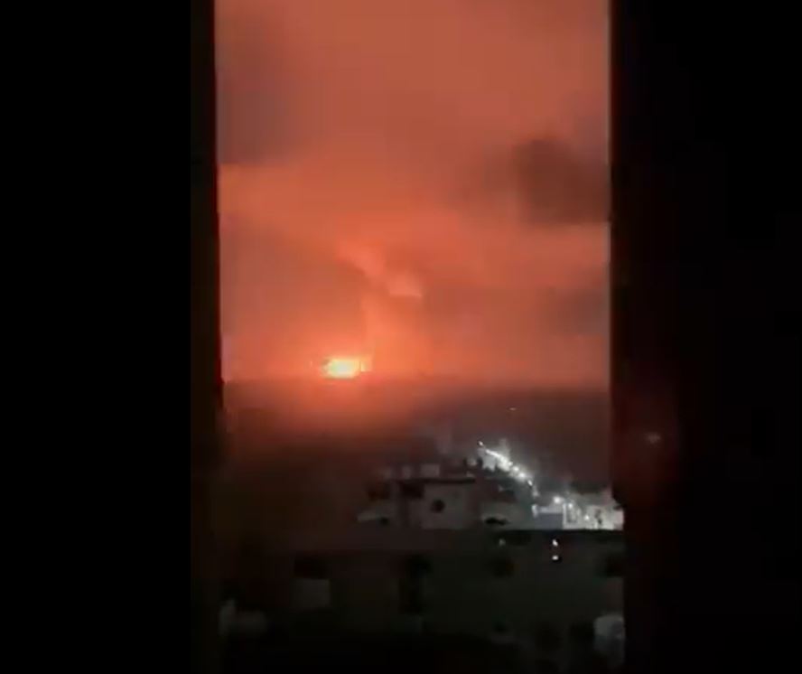 Video: Non-stop horrific Israeli airstrikes in north of Gaza last night 