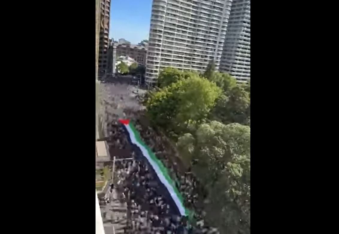Video: 50,000 people in Sydney for Palestine; "We will not sit in silence, while our govt supports genocide!"