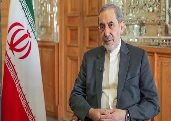 ولايتي: "طوفان الاقصى" زلزل بيت العنكبوت الصهيوني الهزيل