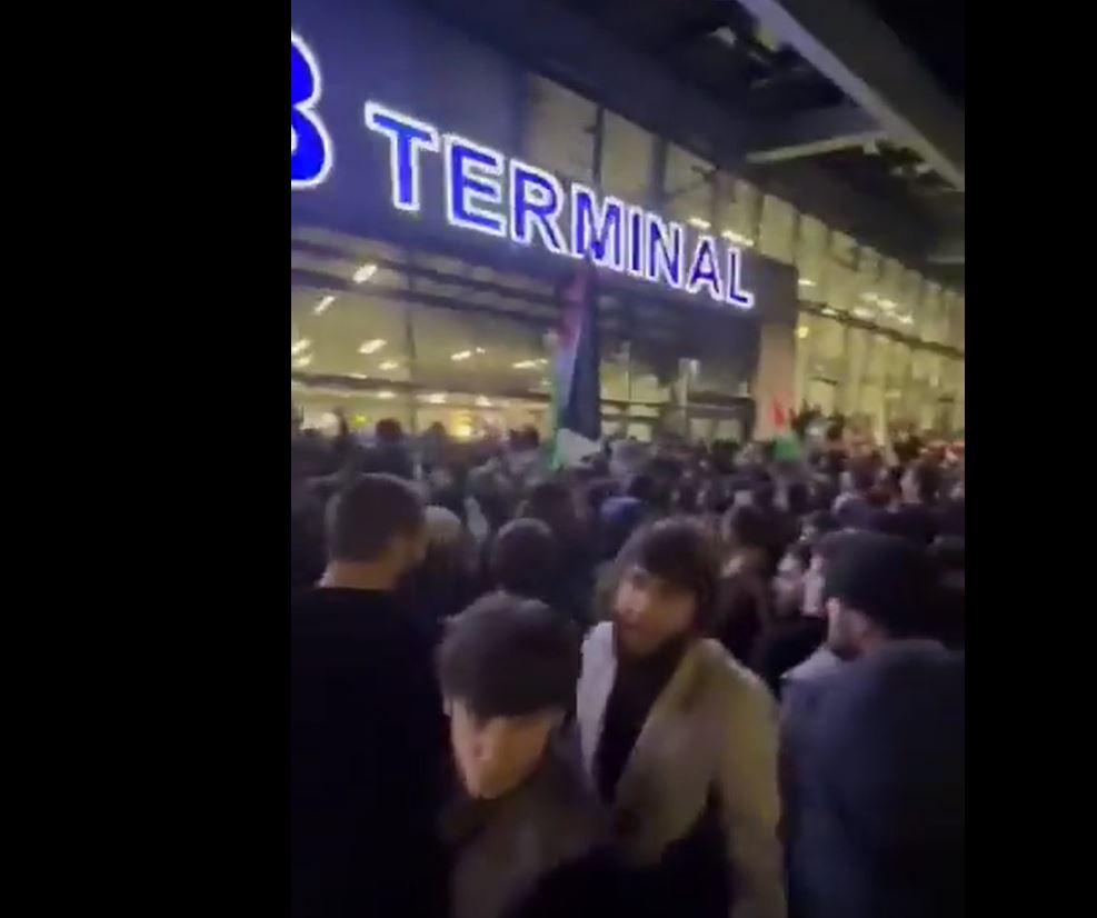 Video: Thousands protest against Israeli-Dagestani settlers who arrived from Gaza