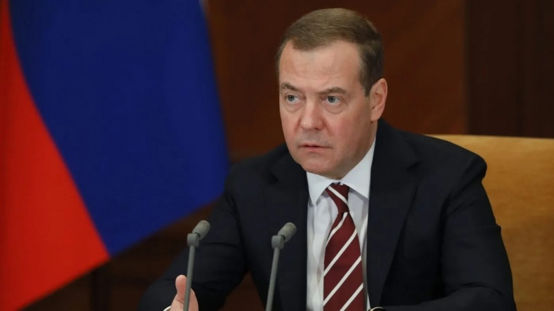 ロシア前大統領、「ウクライナとパレスチナへの支持の違いを認識すべき」