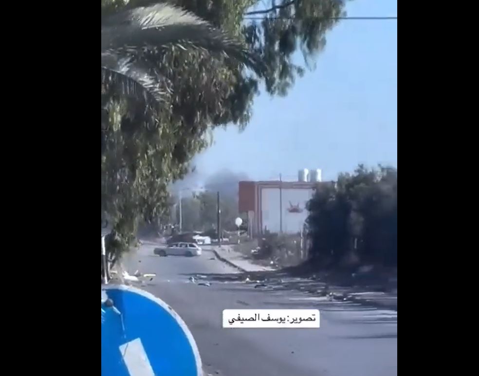 Video: Israeli Merkava tank barbarically fired to a civilian vehicle in Gaza, 3 martyred