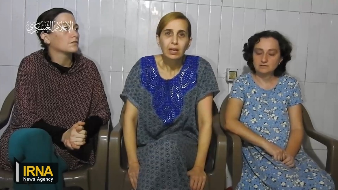 ҺАМАС ишғалчы исраилли әсирләрин Нетанјаһоја мүраҹиәтини јајыб - Видео