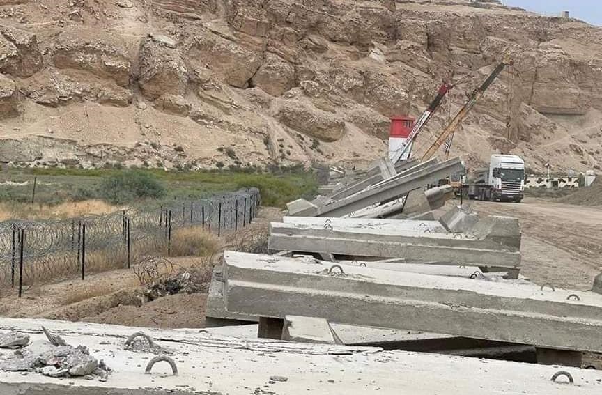 جدار كونكريتي طوله 11,600 كلم على الحدود السورية العراقية!