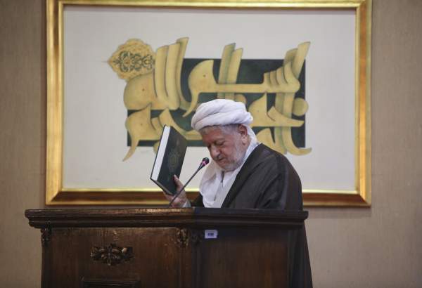 Iranian Sunni cleric: We signed Islamic unity with our blood