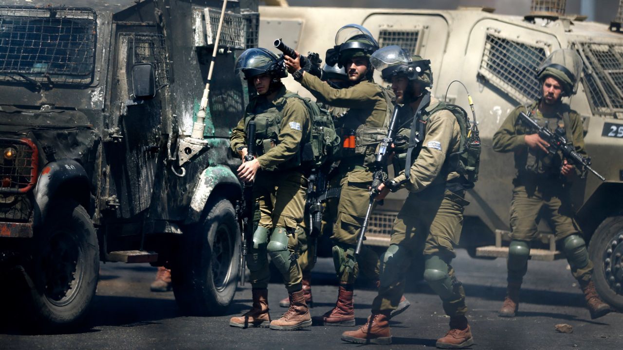 Israel plans to authorize police to fire live ammunition against Palestinians