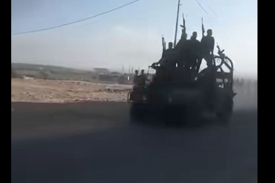 Video: Palestinian Resistance forces capture Zionist army vehicles 