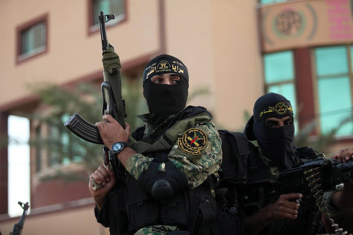 Al-Quds Brigades join Qassam fighters in battle against Zionists