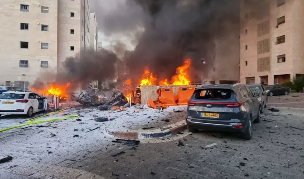 "المقاومون يتجوّلون والمستوطنون في الملاجئ".. تواصل الاشتباكات في الأراضي المحتلة