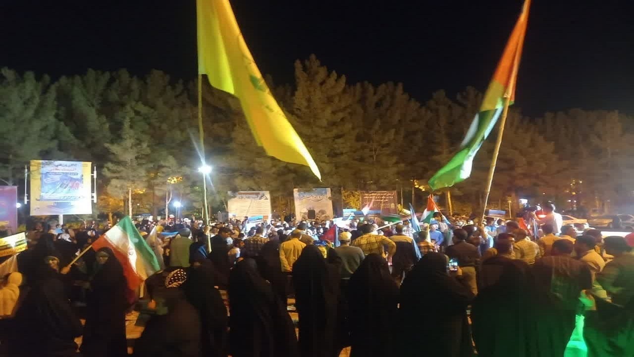 فيديو | فرحة أهالي قم بانتصار المقاومة الفلسطينية في معركة طوفان الأقصى
