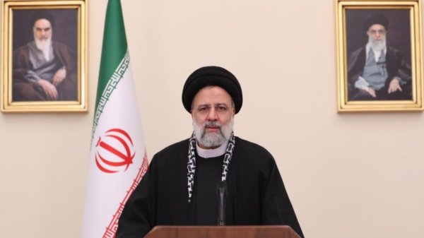 Iran President: Zionist Regime declining, Resistance Front conquering peaks of victory