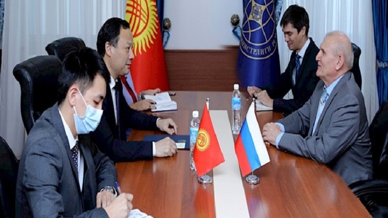  Kirghisi-Russia: La cooperazione bilaterale si è concentrata sull'incontro dei funzionari