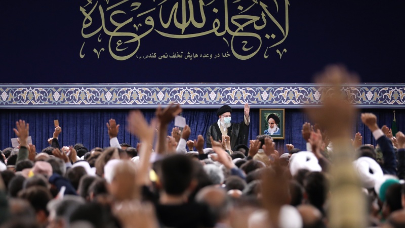 İslam İnkılabı Rehberi: ABD kriz yaratmak peşinde