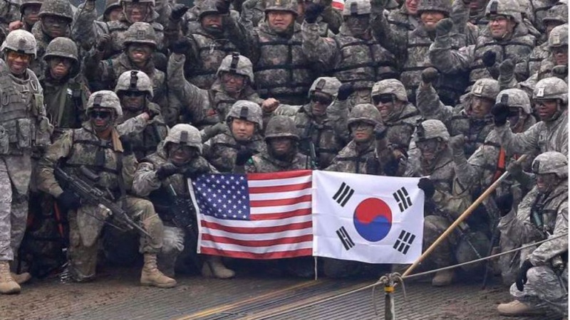  Südkorea veranstaltet mit US-Armee Militärparade
