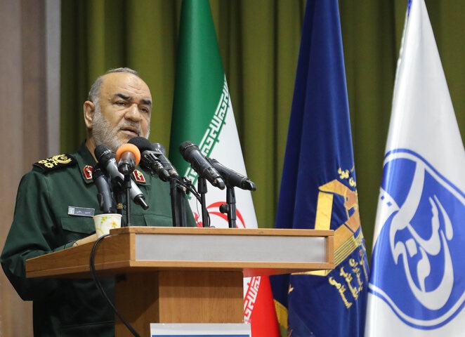 اللواء سلامي: إذا أصبحت الأجواء أمنية ستكون يدنا أطول و أعماركم أقصر