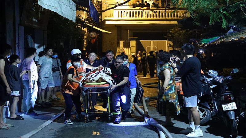  ベトナム首都の住宅火災、死者56人に