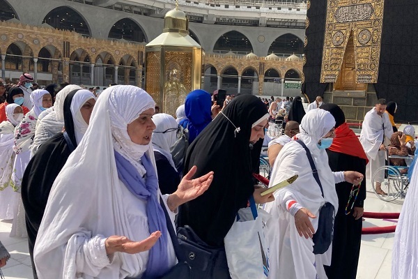 Saudi Arabia Announces Dress Code For Muslim Women Performing Umrah