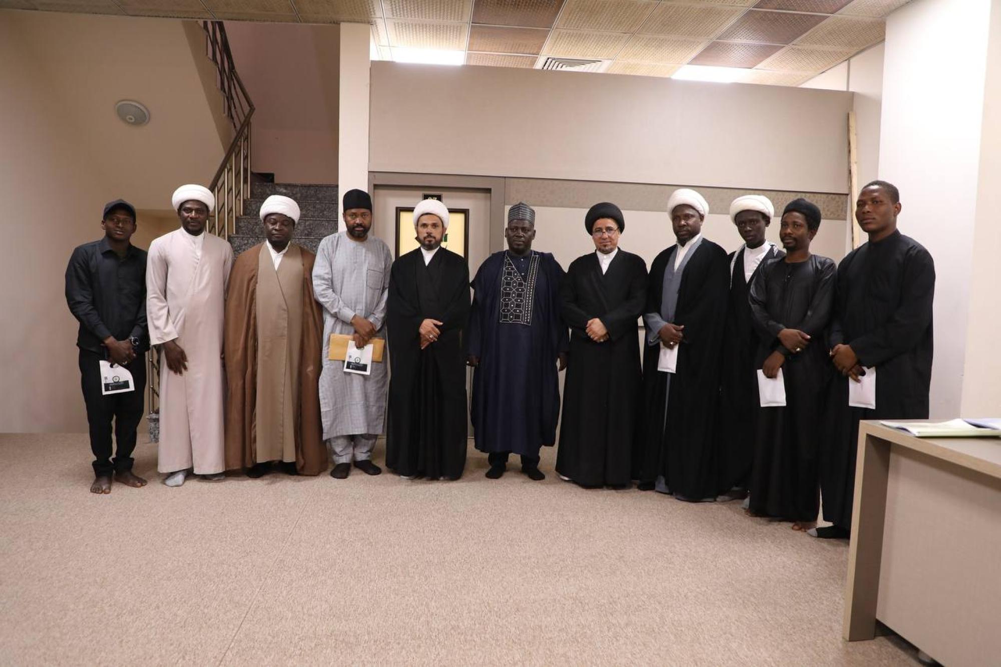 العتبة الحسينية تقوم بالبرامج والمشاريع الفكرية والتبليغية والإنسانية في القارة الأفريقية+(صور)