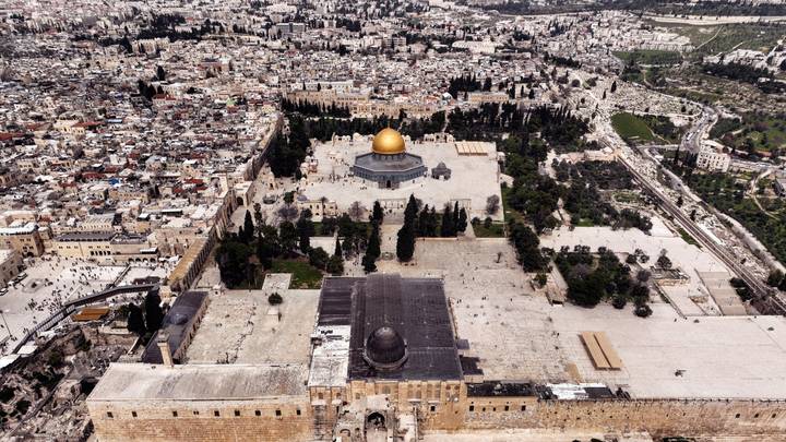 Fanatični jevrejski doseljenici upali u dvorište Al-Akse