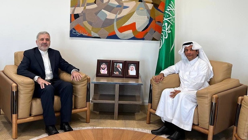  Посол Ирана встретился с заместителем главы МИД Саудовской Аравии