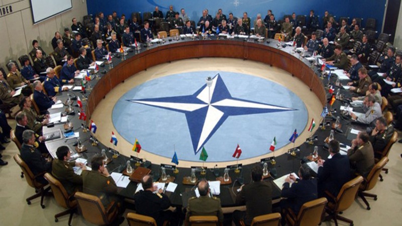  AS Peralat Negara-Negara Anggota NATO