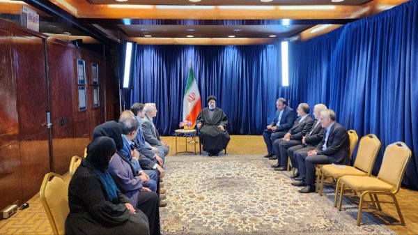 Nanawagan ang Pangulo ng Iran sa komunidad ng Shia sa US na isulong ang kulturang Islam
