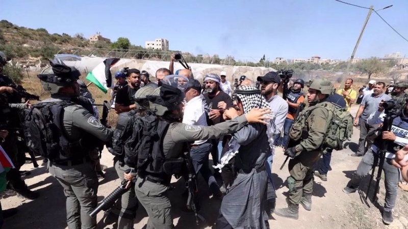  Menschenrechtsgruppe: Israel vertreibt Palästinenser im Westjordanland gewaltsam