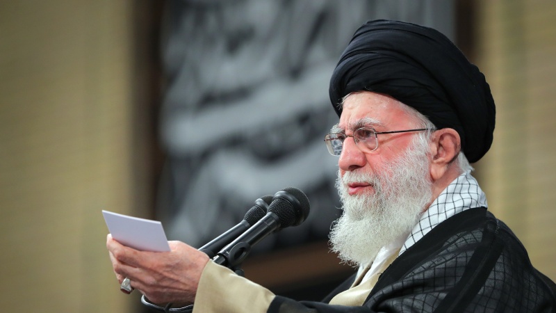  ইরানে হামলায় সাদ্দামকে গোটা বিশ্ব সহযোগিতা করেছিল: ইরানের সর্বোচ্চ নেতা