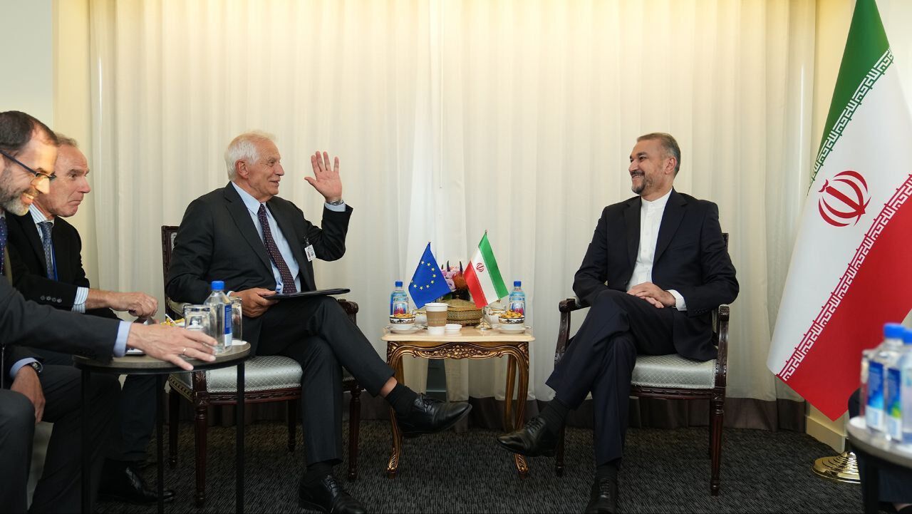 Ministro dos Negócios Estrangeiros do Irã negocia com Borrell o levantamento das sanções