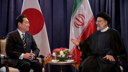  イラン大統領と日本首相が会談