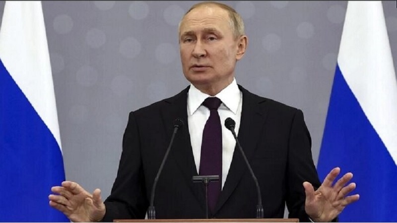 Putin: Rusya Batı'nın yaptırımlarından sonra güçlendi